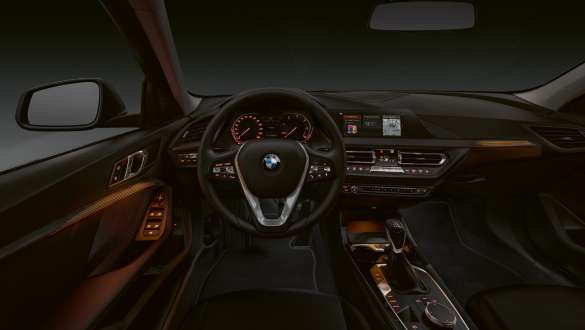 Obložení interiéru v provedení Illuminated Berlin. BMW řady 1 F40 Obložení interiéru v provedení Illuminated Berlin