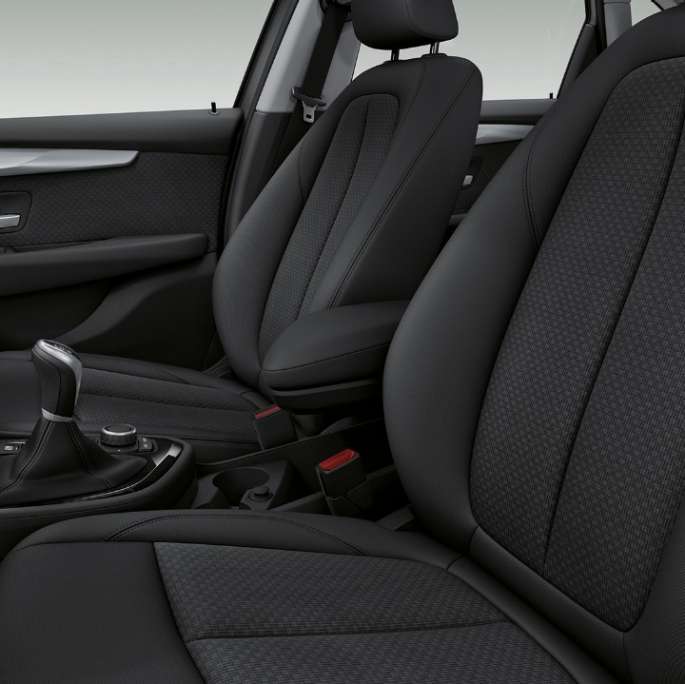 Sportovní sedadla BMW řady 2 Active Tourer Model Advantage Sportovní sedadla BMW řady 2 Active Tourer 218i F45 interiér