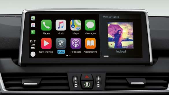 Apple CarPlay® BMW řady 2 Active Tourer Apple CarPlay® BMW řady 2 Active Tourer F45 2018 interiér