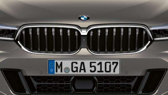 Maska ve tvaru ledvinek BMW řady 6 Gran Turismo G32 2020 Maska ve tvaru ledvinek BMW řady 6 Gran Turismo 640i xDrive G32 2020 Bernina Grey (šedá)