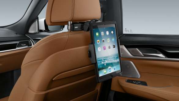 Univerzální držák BMW pro bezpečnostní pouzdro, Travel & Comfort BMW řady 6 Gran Turismo G32 2020 Univerzální držák BMW pro bezpečnostní pouzdro, Travel & Comfort BMW řady 6 Gran Turismo G32 2020 detail