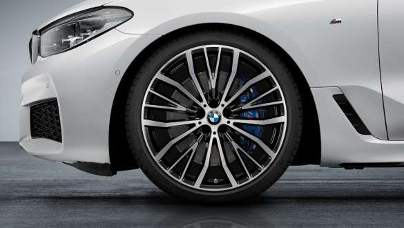 21" BMW kolo z lehké slitiny V-spoke 687 Bicolor jedno přední kolo bez pneumatiky BMW řady 6 Gran Turismo G32 2020 21" BMW kolo z lehké slitiny V-spoke 687 Bicolor jedno přední kolo bez pneumatiky BMW řady 6 Gran Turismo G32 2020 detail