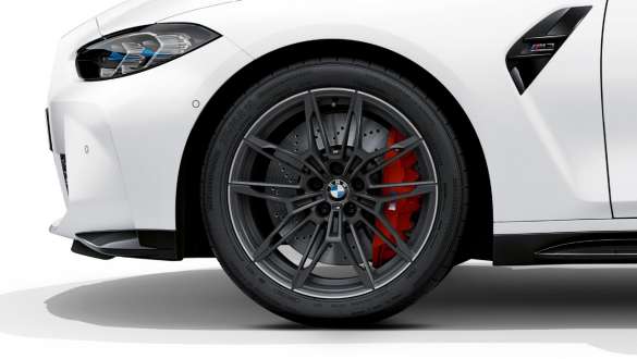 19"/20" M kovaná kola 825 M v matně šedé barvě Orbit Grey BMW M3 Competition Sedan G80 2020 BMW M3 Competition Sedan G80 2020 19"/20" M kovaná kola 825 M v matně šedé barvě Orbit Grey detailní pohled na kolo