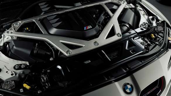 Vysokovýkonný zážehový řadový 6válec M TwinPower Turbo BMW M3 CS G80 BMW M3 CS G80 Vysokovýkonný zážehový řadový 6válec M TwinPower Turbo detailní pohled