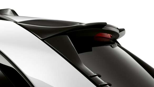 M Performance leskle černý střešní spoiler. BMW M340i xDrive a M340d xDrive Touring G21 M Performance leskle černý střešní spoiler