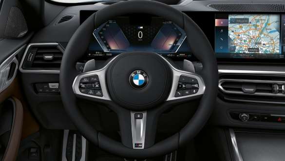 M kožený volant BMW M440i xDrive Coupé G22 2020 BMW M440i xDrive Coupé M kožený volant detail interiéru