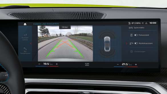 Parking Assistant Plus M modely BMW řady 4 G82 G22 M modely BMW řady 4 G82 G22 Parking Assistant Plus