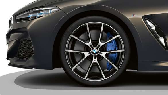 M sportovní brzdy. BMW M850i xDrive Cabrio s M sportovními brzdami.