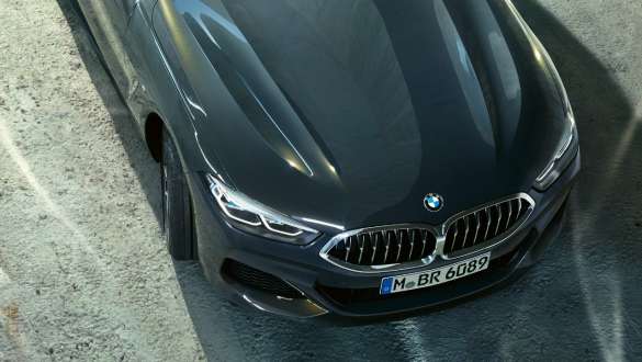 Integrální aktivní řízení. BMW M850i xDrive Cabrio s Integrálním aktivním řízením.