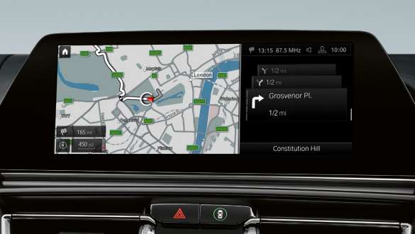 BMW Live Cockpit Professional v interiéru M modelů BMW řady 8 Gran Coupé BMW Live Cockpit Professional v interiéru M modelů BMW řady 8 Gran Coupé F93 2020