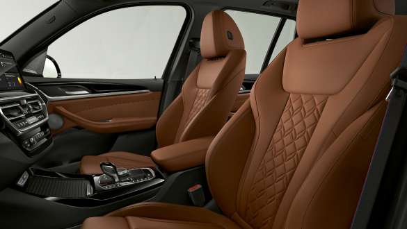 Sportovní sedadla řidiče a spolujezdce vpředu BMW X3 M40i M40d G01 LCI Facelift 2021 BMW X3 M40i M40d G01 LCI Facelift 2021 Sportovní sedadla řidiče a spolujezdce vpředu