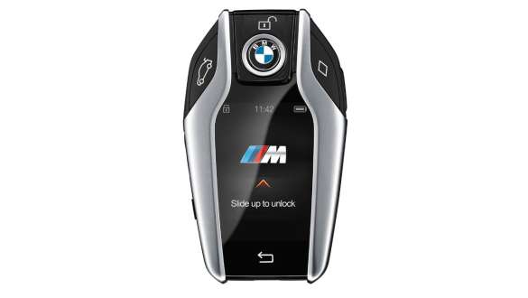 BMW klíč s displejem M automobilů BMW X6 BMW klíč s displejem automobilů BMW X6 M F96 2020 G06