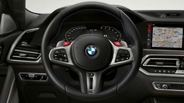 BMW X6 M Competition s řízením M Servotronic BMW X6 M Competition F96 2020 s řízením M Servotronic, kokpit