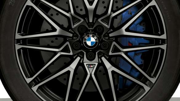 M dvoudílné brzdy BMW X6 M Competition F96 M dvoudílné brzdy BMW X6 M Competition F96 2020 SUV detail