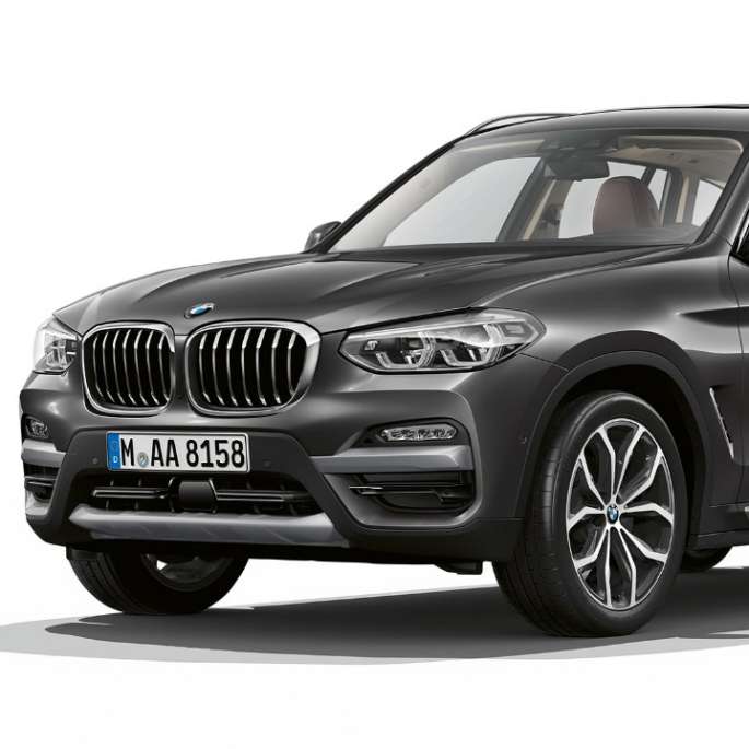 BMW X3 M40i, tříčtvrteční pohled zpředu na Model xLine BMW X3 M40i, tříčtvrteční pohled zpředu na Model xLine