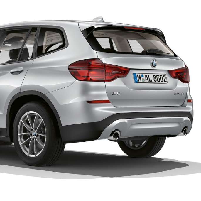BMW X3, sériové provedení, tříčtvrteční záběr zezadu BMW X3, sériové provedení, tříčtvrteční záběr zezadu