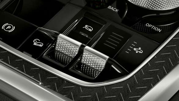 Paket xOffroad BMW X6 G06 2019 Paket xOffroad BMW X6 G06 2019 přepínače terénních režimů, detail