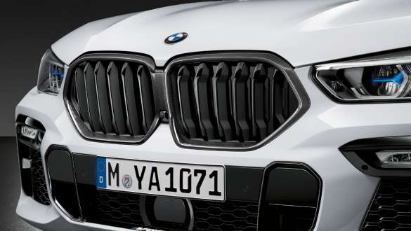 M Performance karbonová maska chladiče ve tvaru ledvinek BMW X6 G06 2019 M Performance karbonová maska chladiče ve tvaru ledvinek BMW X6 G06 2019