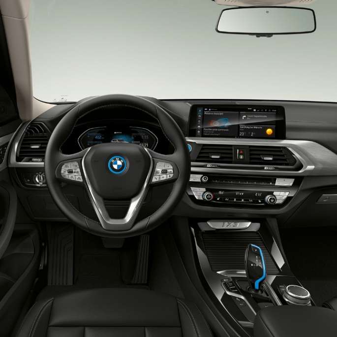 BMW iX3 G08 model Inspiring, kokpit BMW iX3 G08 2020 model Inspiring, kokpit, interiér