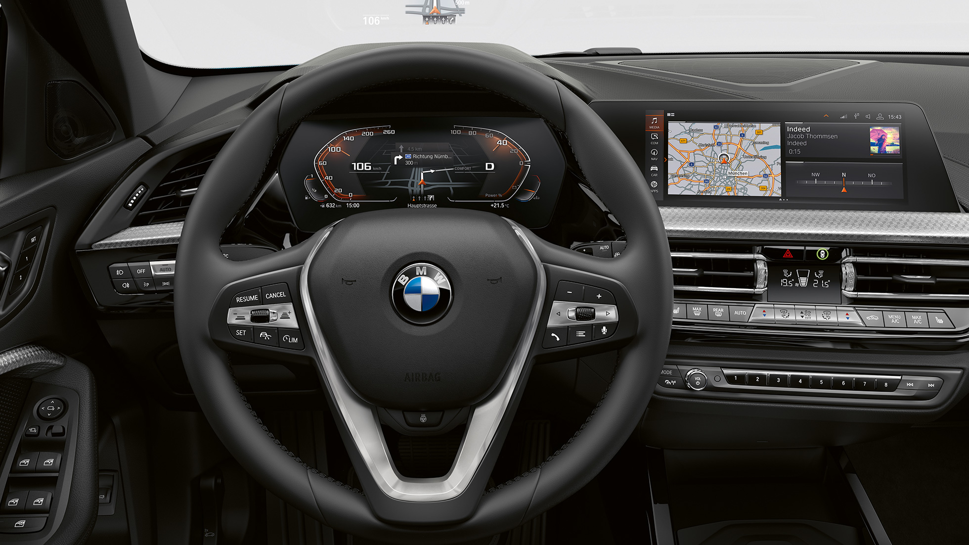 Sportovní kožený volant. BMW řady 1 Model Luxury Line, kokpit se sportovním koženým volantem.