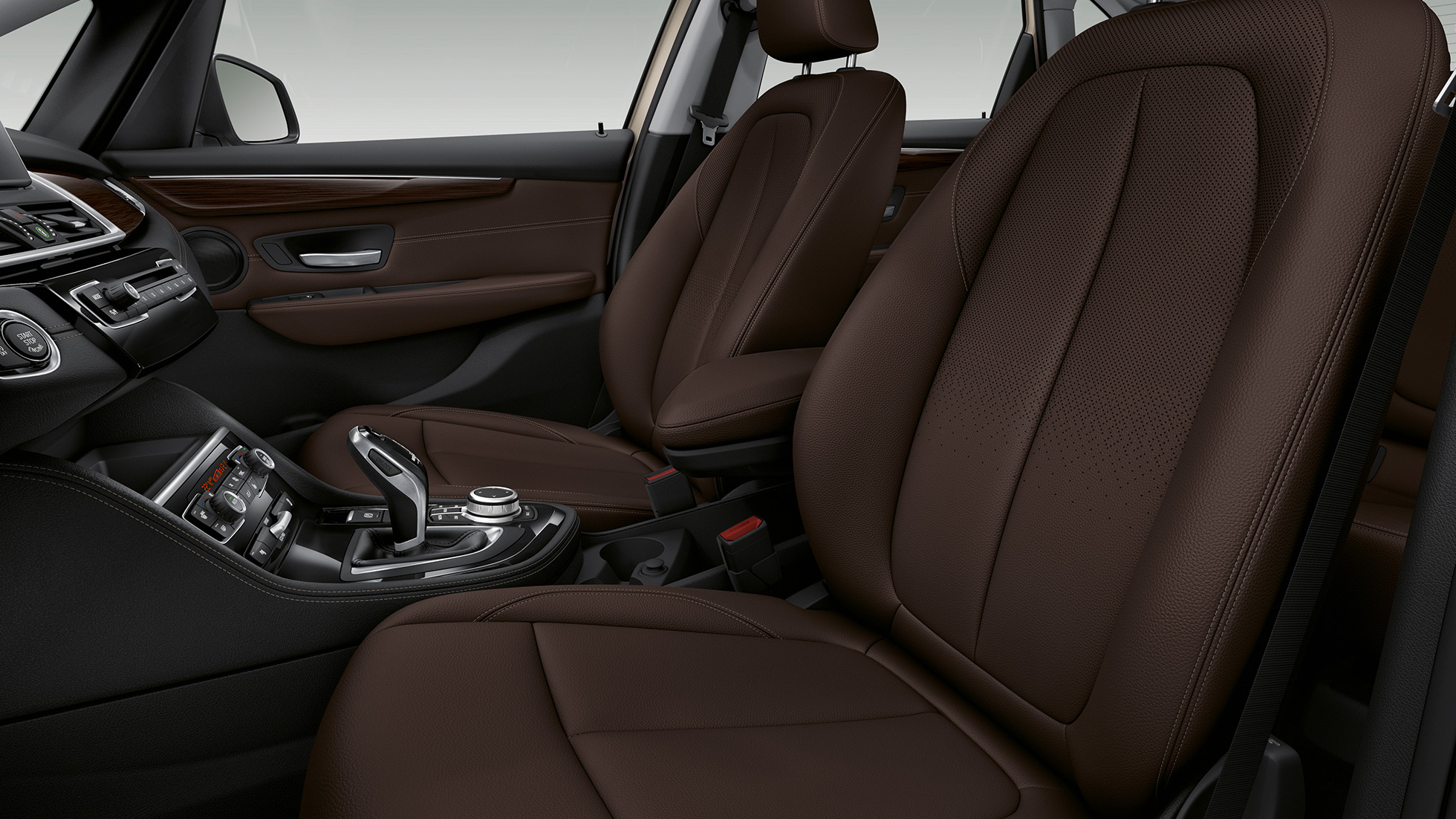 Sportovní sedadla BMW řady 2 Active Tourer Model Luxury Line Sportovní sedadla BMW řady 2 Active Tourer Model Luxury Line 225i xDrive F45 interiér