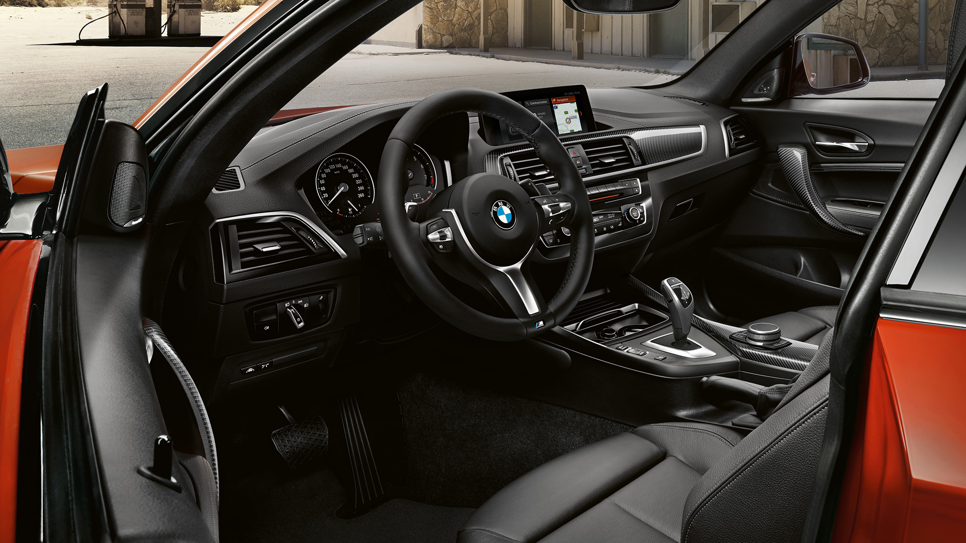 BMW řady 2 Coupé, kokpit BMW řady 2 Coupé, kokpit