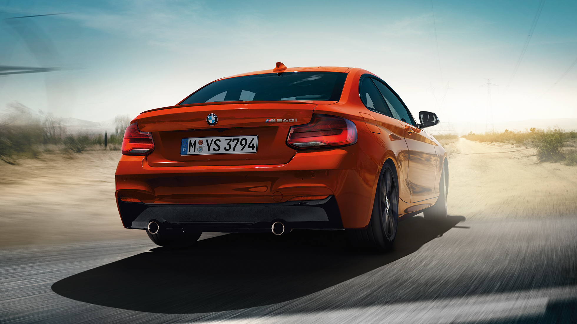 BMW řady 2 Coupé, záběr zezadu BMW řady 2 Coupé, záběr zezadu