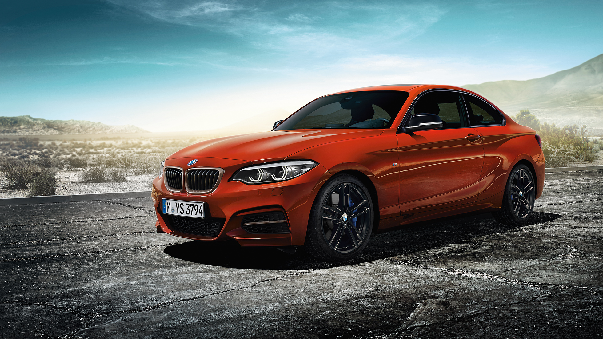 BMW řady 2 Coupé, statický záběr zpředu BMW řady 2 Coupé