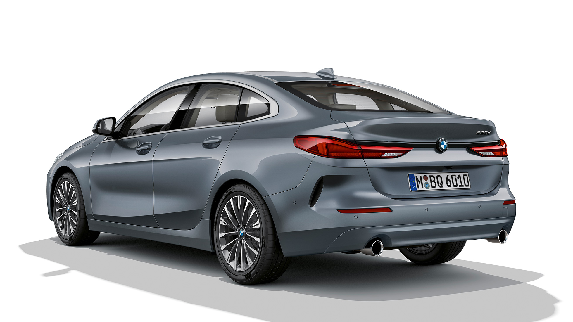 17“ kola z lehké slitiny na BMW řady 2 Gran Coupé Model Luxury Line 17“ kola z lehké slitiny na BMW řady 2 Gran Coupé Model Luxury Line v metalické barvě Storm Bay ze tříčtvrtečního bočního pohledu
