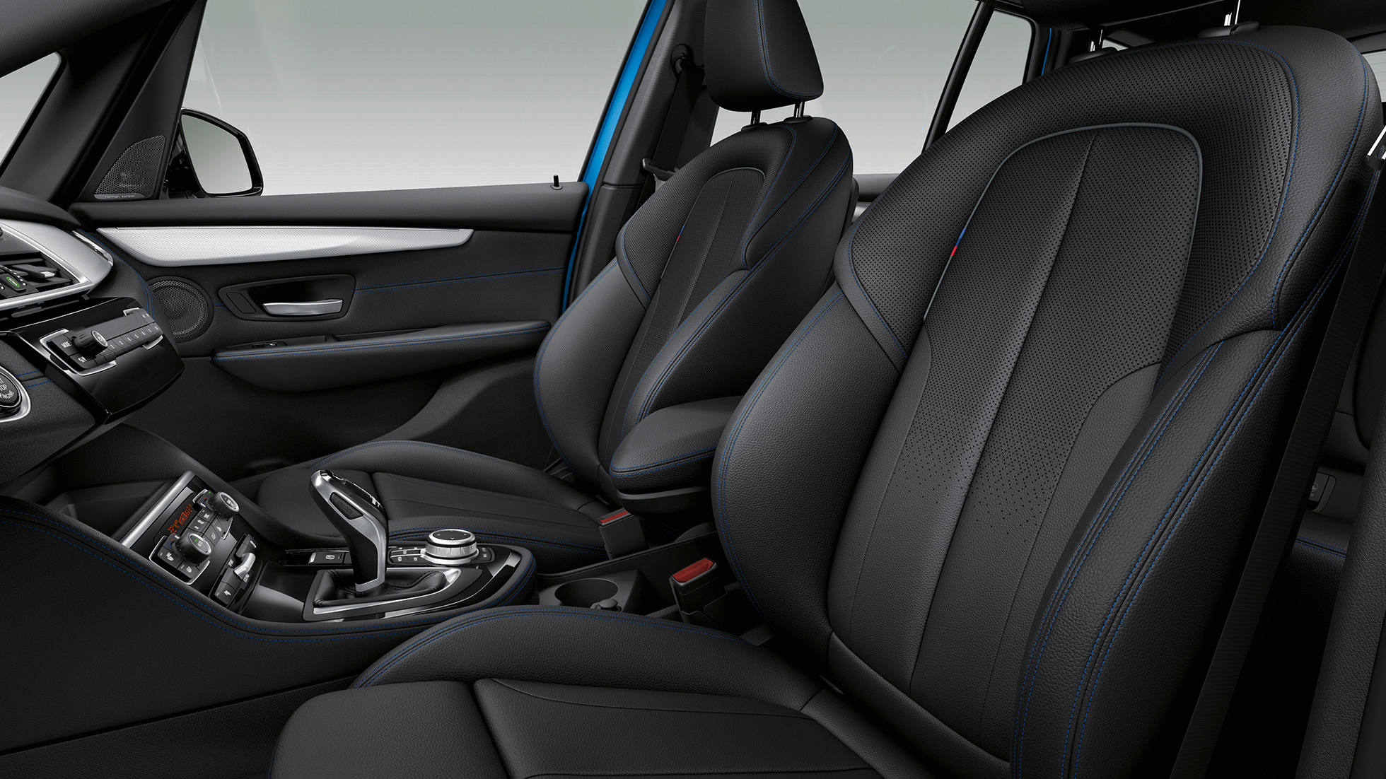 Sportovní sedadla BMW řady 2 Gran Tourer Sportovní sedadla BMW řady 2 Gran Tourer F46 2018 interiér