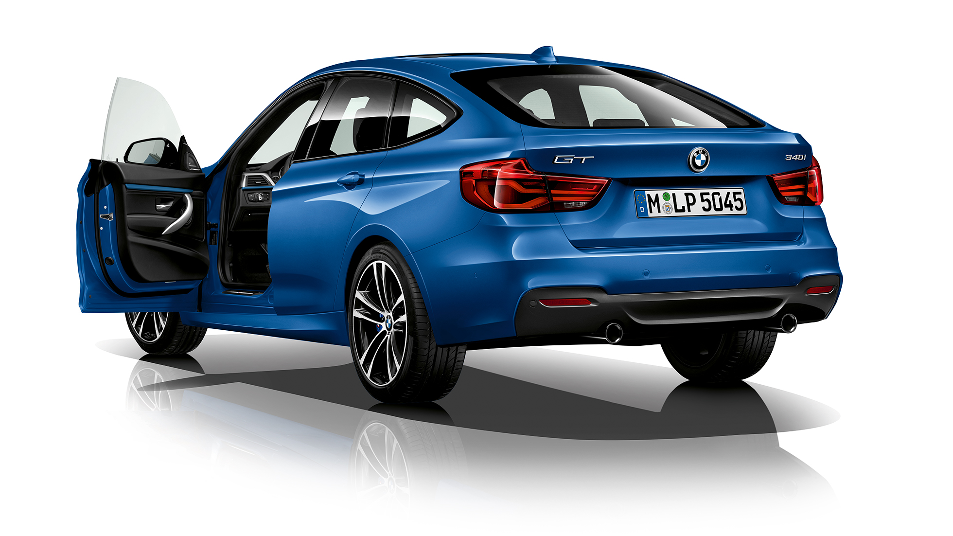 BMW řady 3 Gran Turismo, tříčtvrteční pohled zezadu na Model M Sport BMW řady 3 Gran Turismo, tříčtvrteční pohled zezadu na Model M Sport