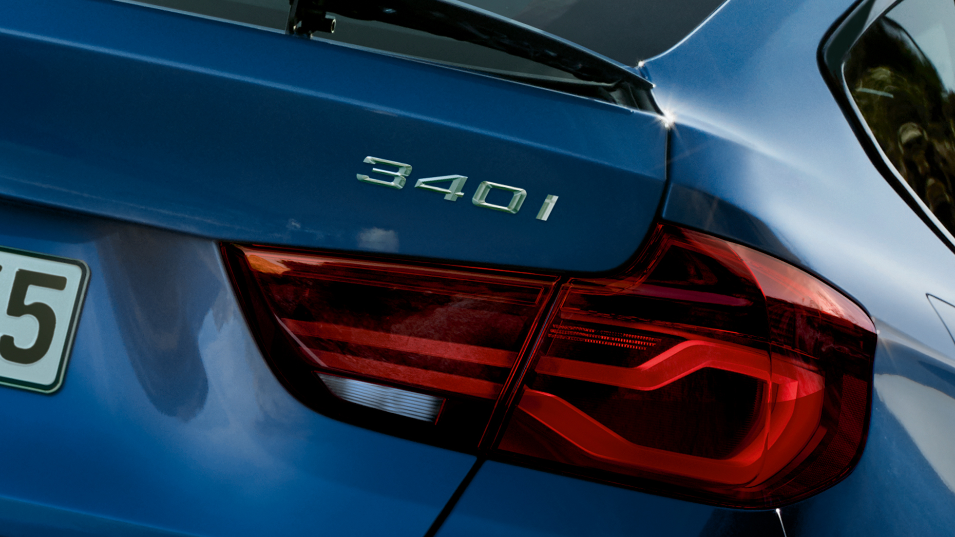 BMW řady 3 Gran Turismo, označení modelu na zadní části BMW řady 3 Gran Turismo, označení modelu na zadní části