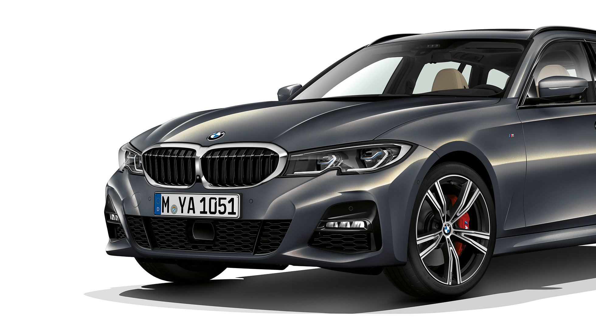 Model M Sport, tříčtvrteční pohled zepředu BMW řady 3 Touring, Model M Sport, tříčtvrteční pohled zepředu