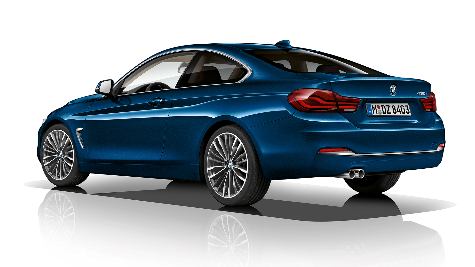 BMW řady 4 Coupé, tříčtvrteční pohled zezadu na model Luxury Line BMW řady 4 Coupé, tříčtvrteční pohled zezadu na model Luxury Line
