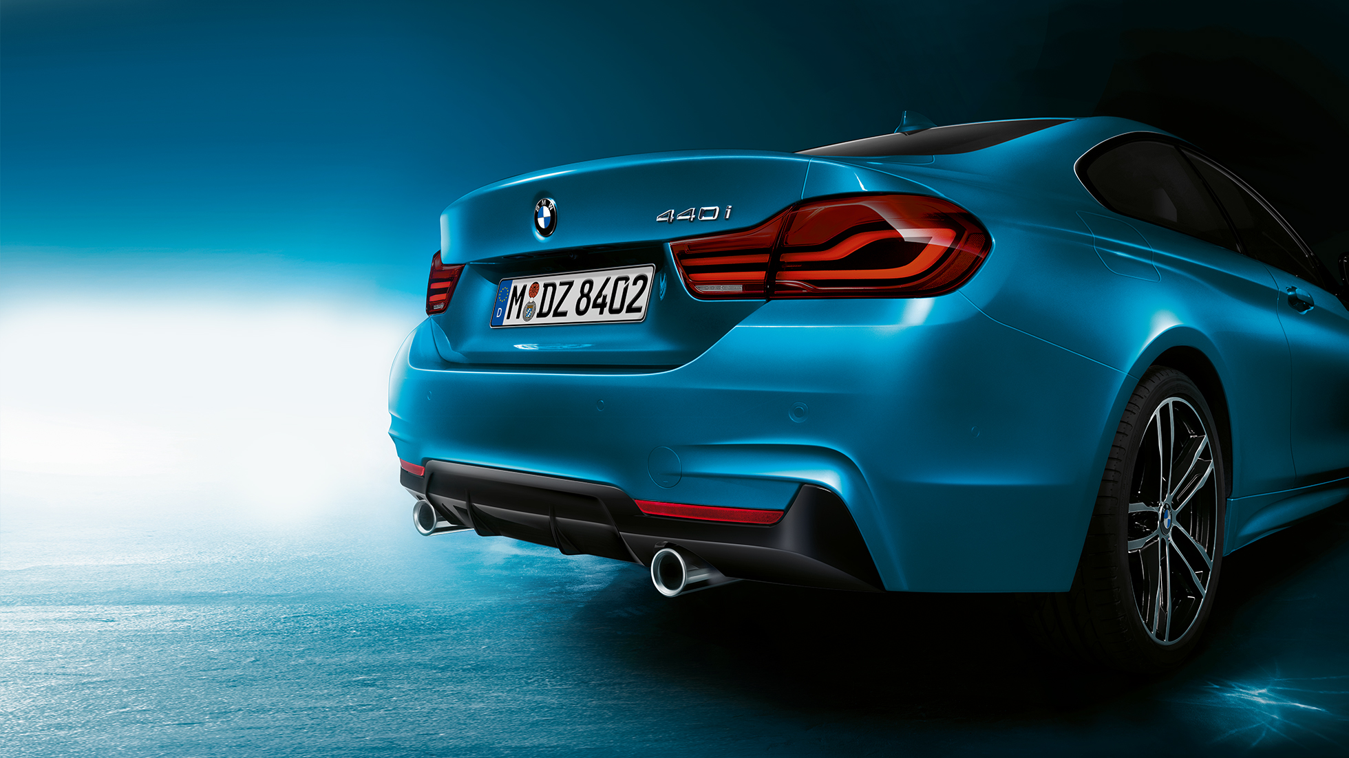 BMW řady 4 Coupé, označení modelu na zadní části BMW řady 4 Coupé, označení modelu na zadní části