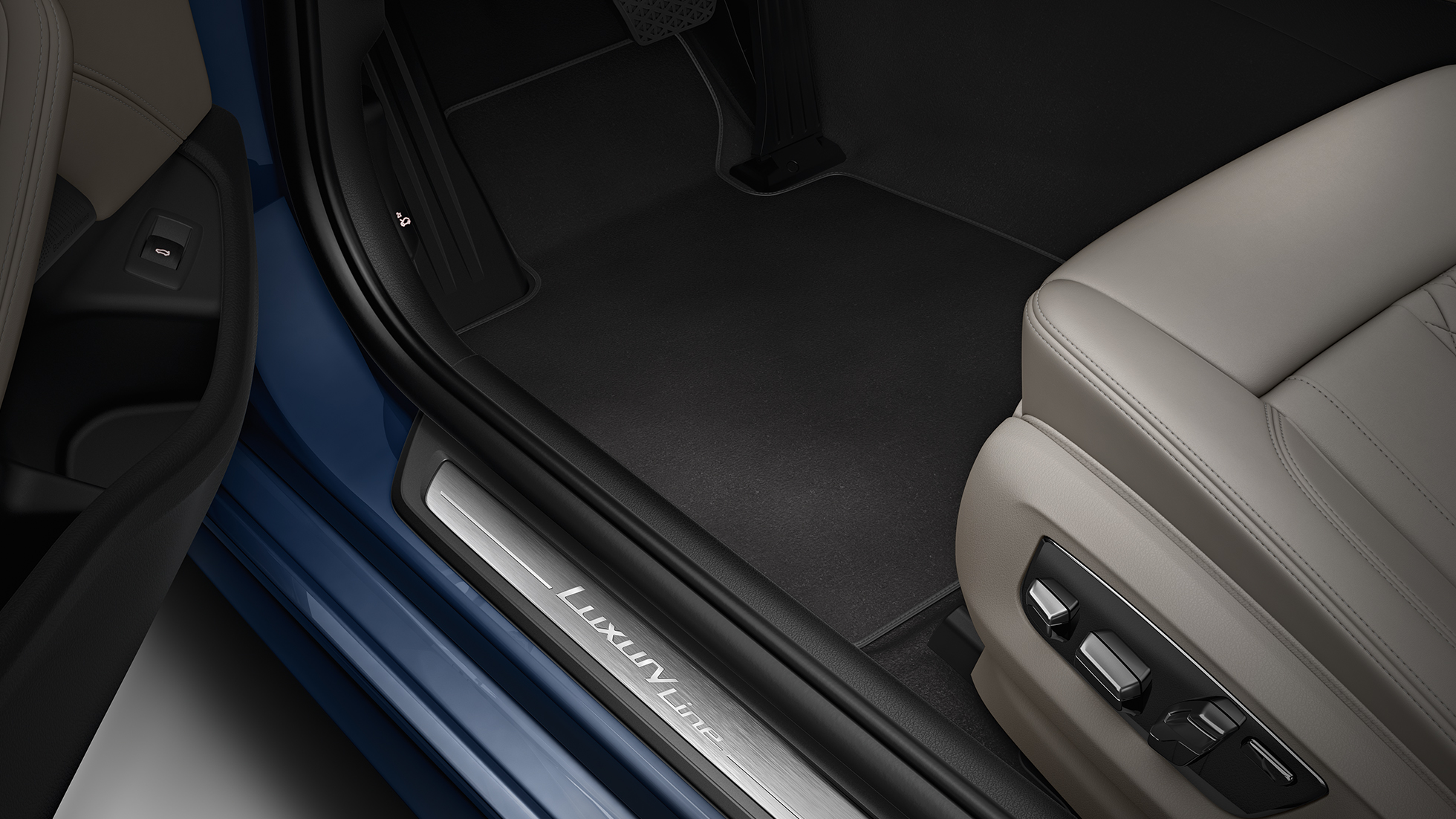 Interiér Luxury Line v BMW řady 5 Sedan Interiér Luxury Line v BMW řady 5 Sedan 540d Sedan G30 v metalické barvě Imperial Blue s briliantovým efektem