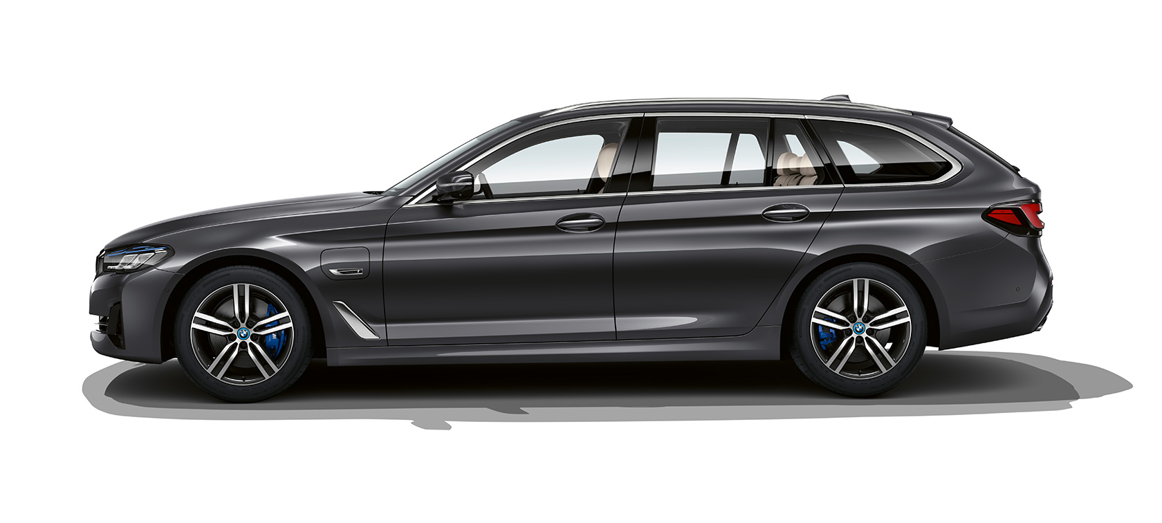 BMW řady 5 Touring G31 statický BMW řady 5 Touring G31 Facelift 2020 boční pohled statický