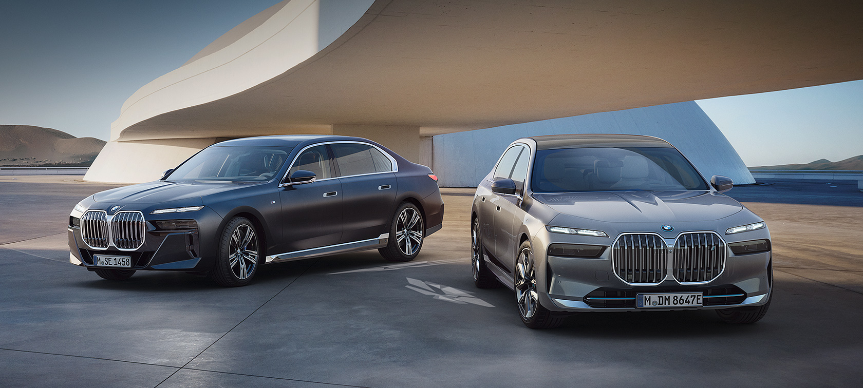 BMW řady 7 Sedan (G70) BMW i7 (G70) Tříčtvrtinový statický pohled z boku BMW řady 7 Sedan (G70) BMW i7 (G70) Tříčtvrtinový statický pohled z boku