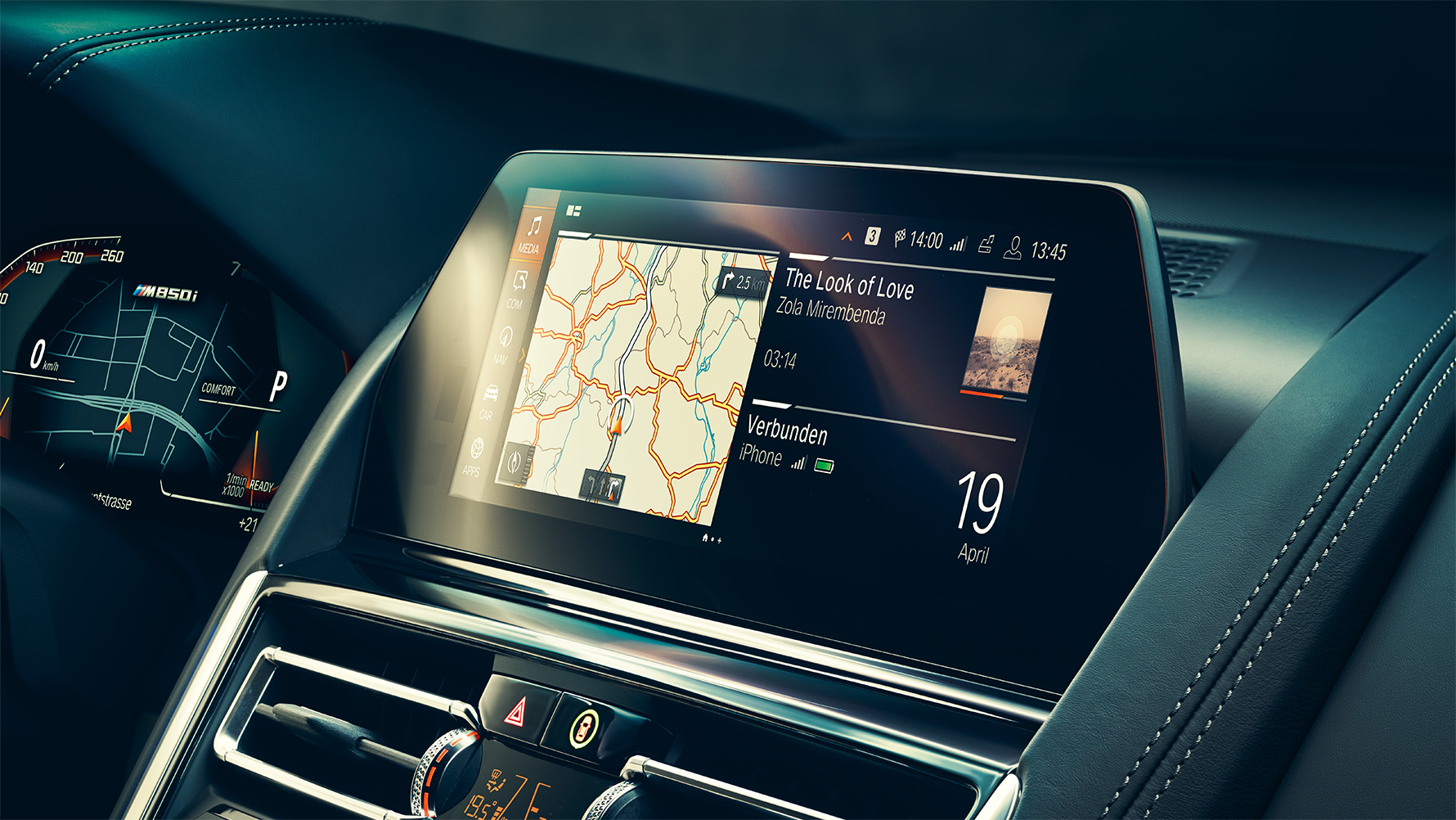 BMW řady 8 Coupé, BMW Live Cockpit Professional Interiér BMW řady 8 Coupé s kontrolním displejem a BMW Live Cockpit Professional.