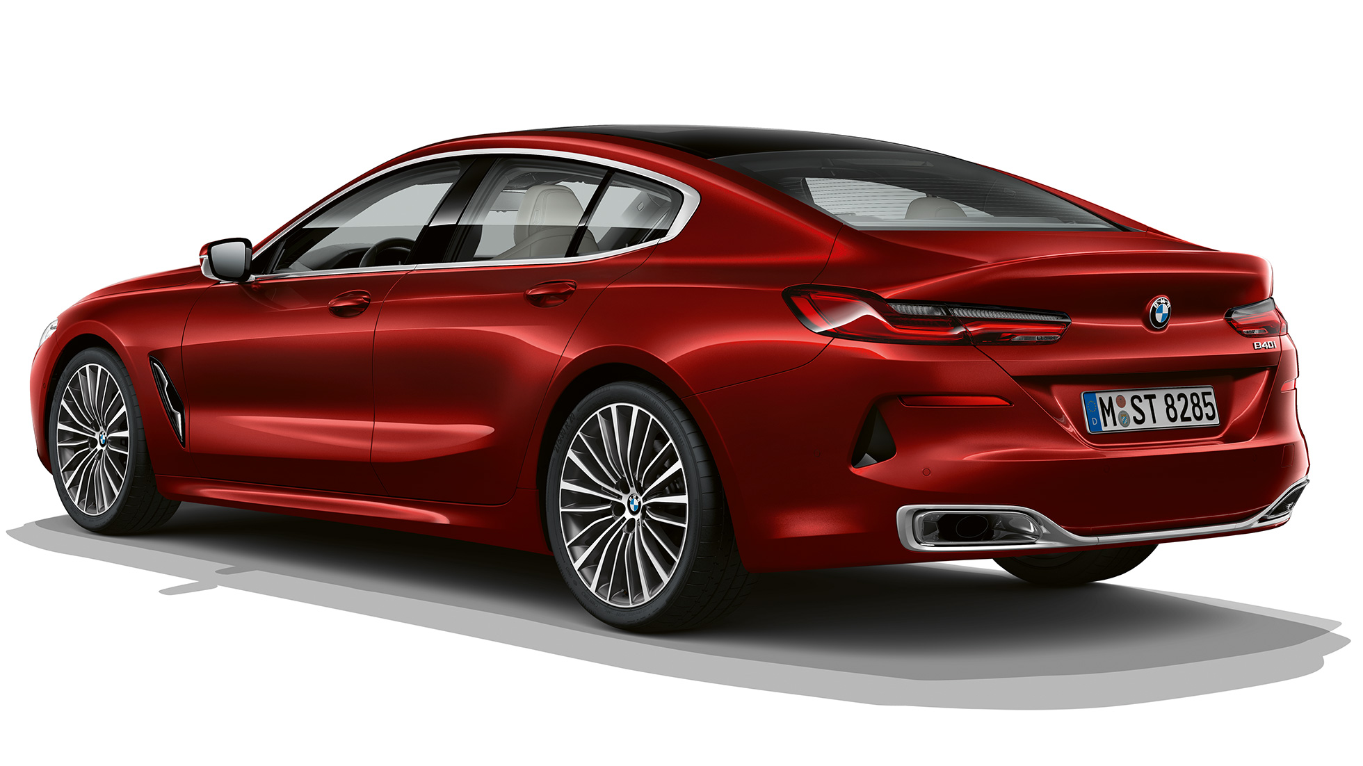 Tříčtvrteční pohled zezadu na základní model BMW řady 8 Gran Coupé, tříčtvrteční pohled zezadu na základní model