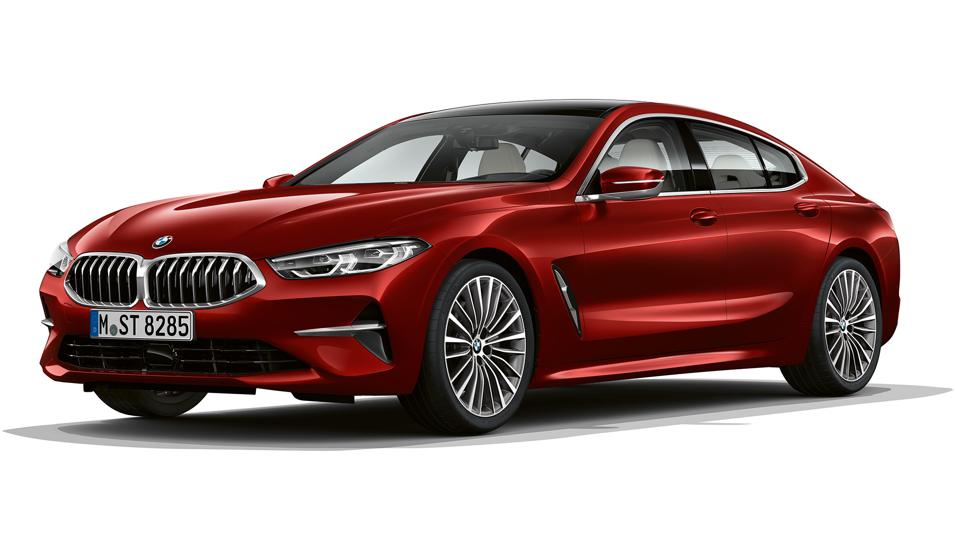 Tříčtvrteční pohled zepředu na základní model BMW řady 8 Gran Coupé, tříčtvrteční pohled zepředu na základní model