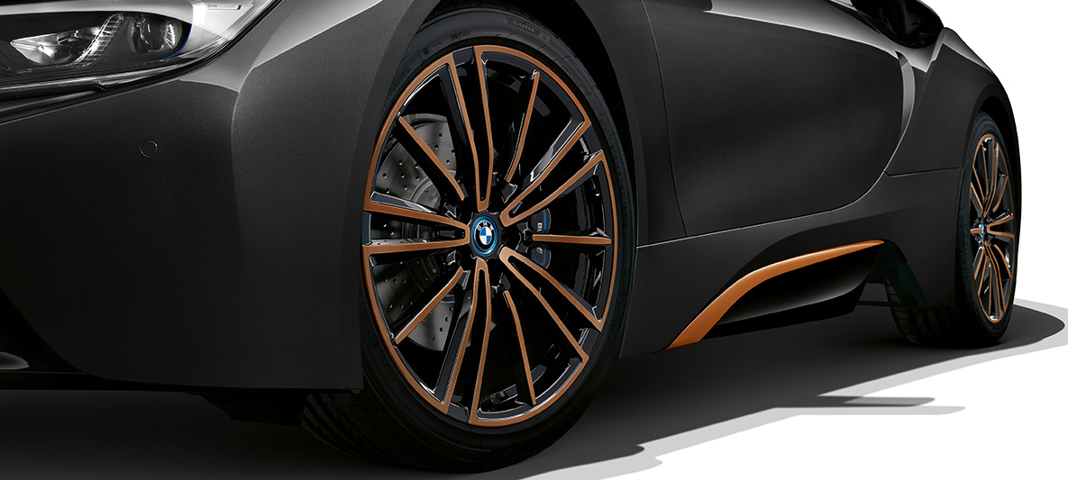 Kola z lehké slitiny v barvě E-Copper, BMW i8 Coupé Ultimate Sophisto Edition Kola z lehké slitiny v barvě E-Copper, BMW i8 Coupé Ultimate Sophisto Edition, exteriér