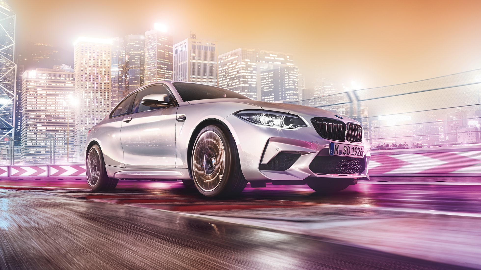 Design přední části BMW M2 Competition F87 Design přední části BMW M2 Competition F87 2018 v metalické barvě Hockenheim Silver ze tříčtvrtečního pohledu zpředu