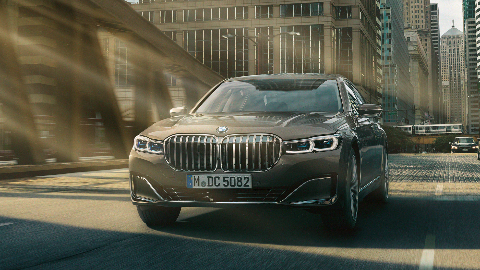 Jízdní dynamika BMW M760Li xDrive Sedan, jízdní dynamika