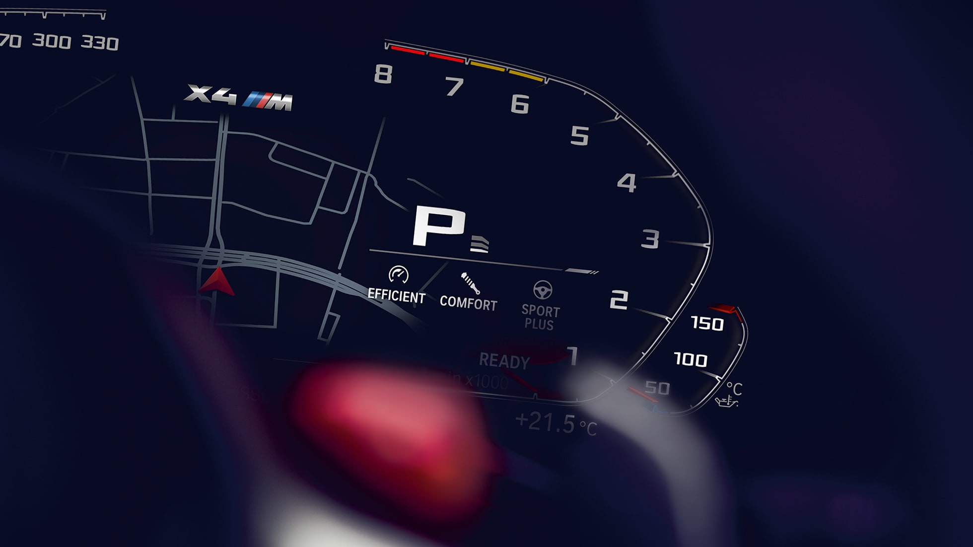 BMW X4 M Competition, otáčkoměr. BMW X4 M Competition, interiér, přístrojový panel s otáčkoměrem.