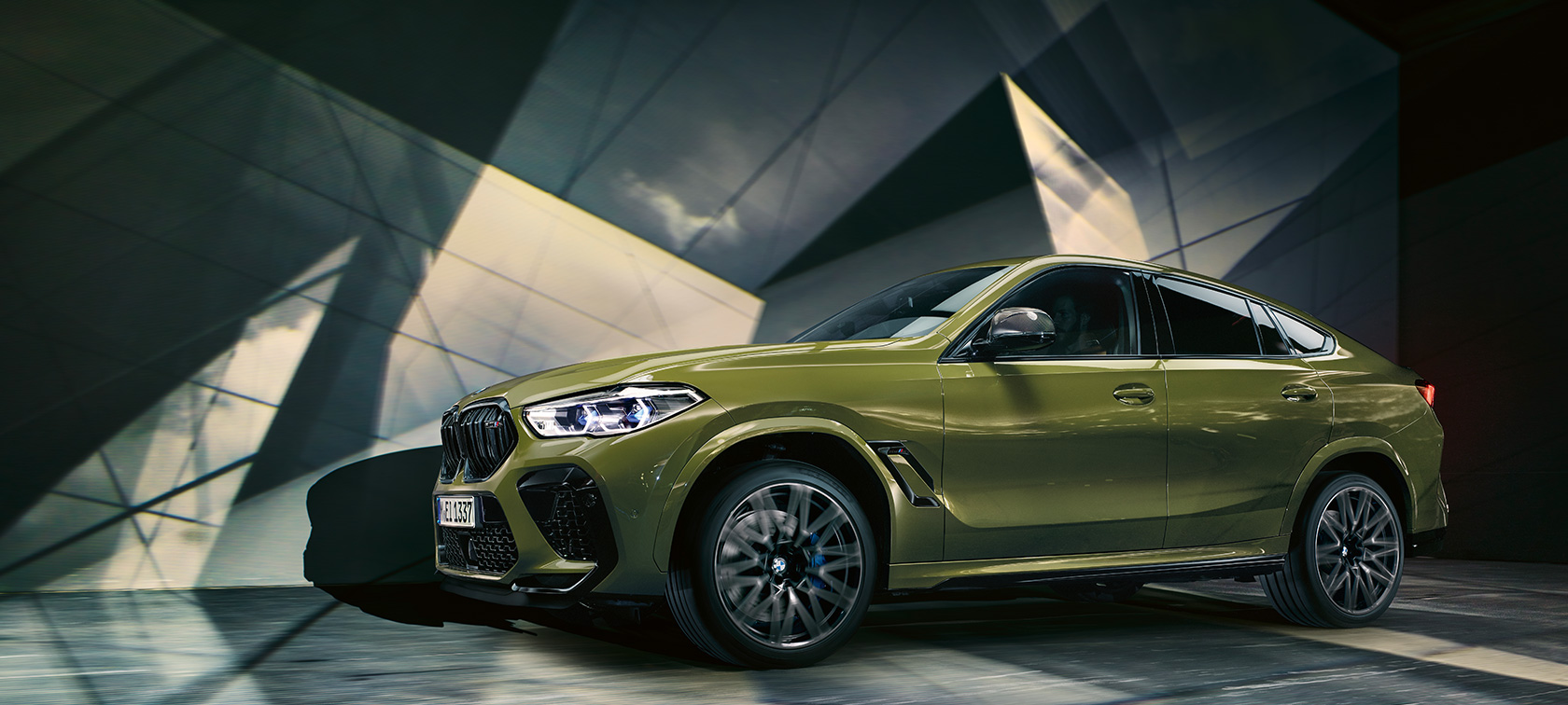 Zcela nové M automobily BMW X6 Zcela nové M automobily BMW X6 F96 2020 BMW Individual speciální lak Urban Green