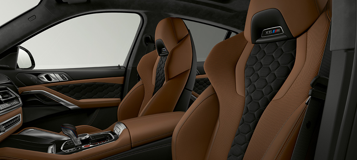 M multifunkční sedadla BMW X6 M F96 M multifunkční sedadla s osvětleným logem X6 M BMW X6 M F96 2020 SUV interiér