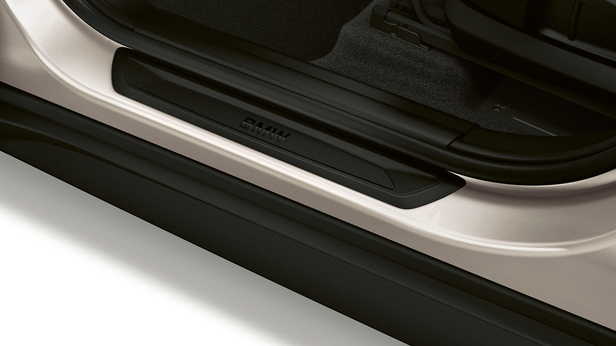 BMW X1, Model Advantage, prahové lišty BMW X1, Model Advantage, pohled z boku s detailním pohledem na práh