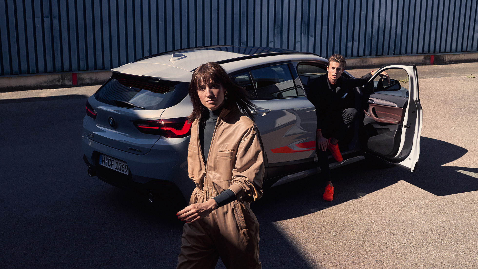 Tříčtvrteční zezadu BMW X2 F39 BMW X2 2020 F39 Brooklyn Grey (šedá) tříčtvrteční zezadu