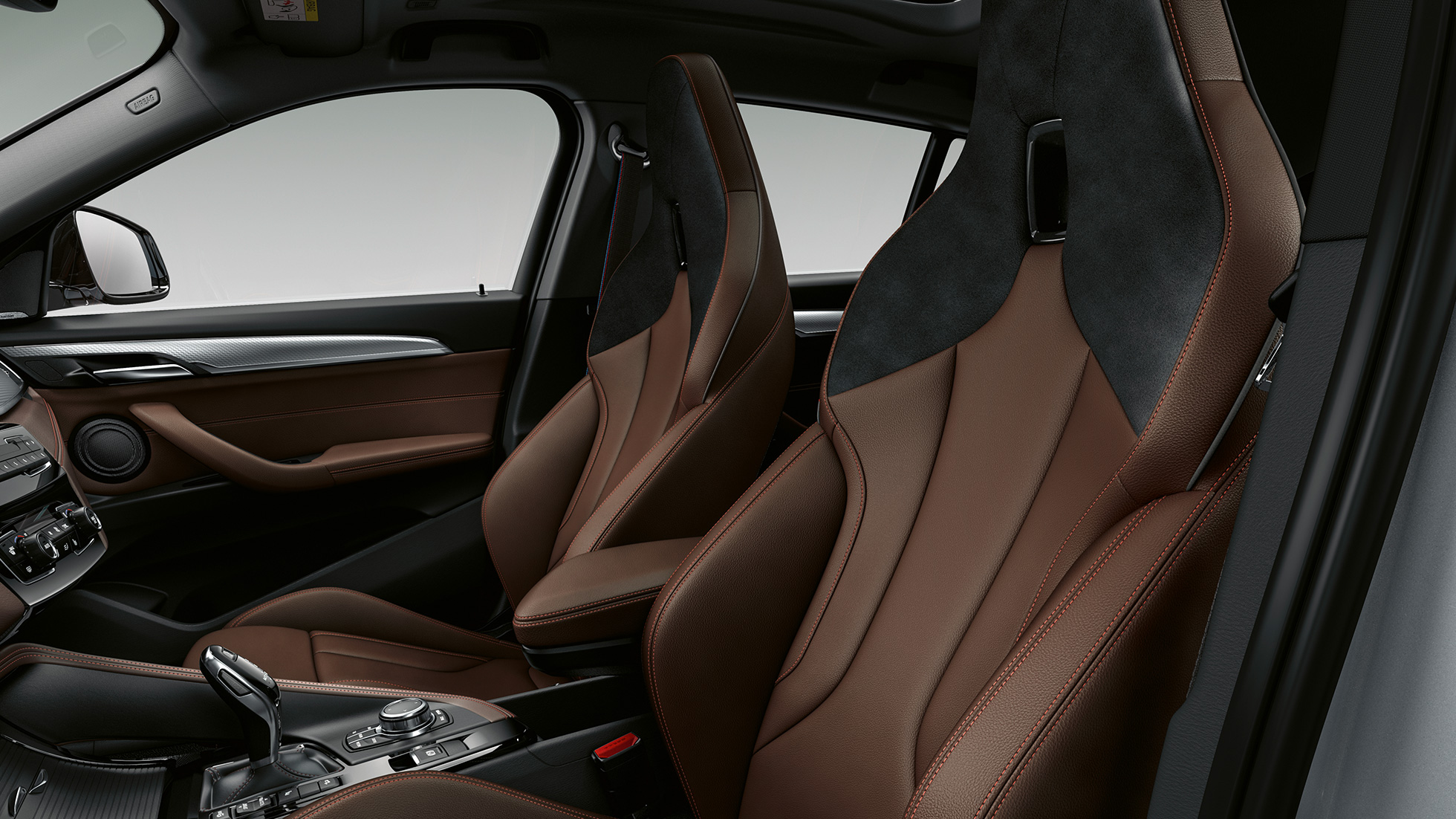 Design koženého čalounění BMW X2 Model Edition M Mesh BMW X2 Model Edition M Mesh 2020 F39 design koženého čalounění interiér
